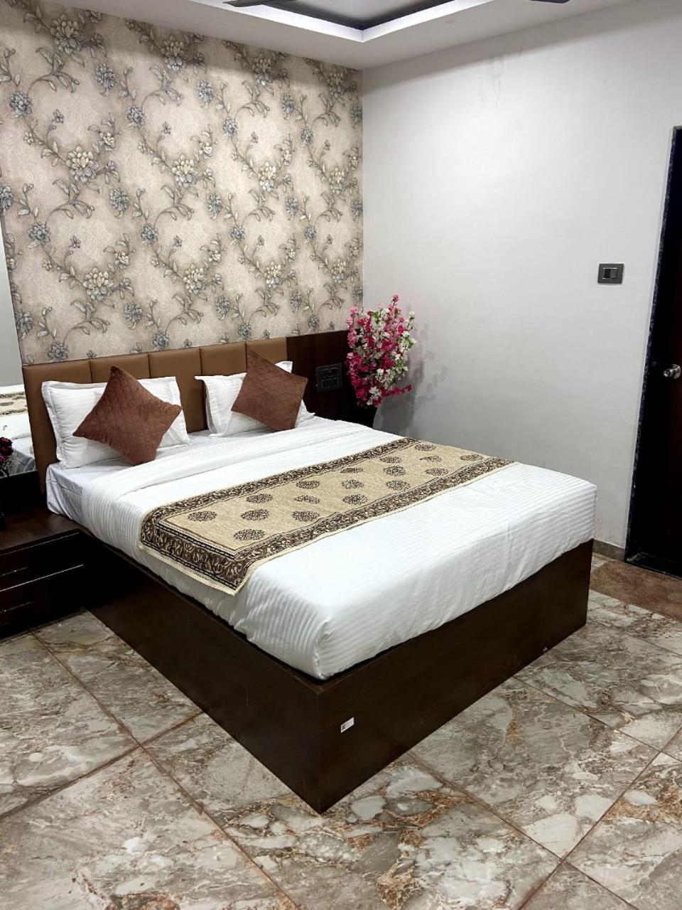 Sahyagiri Heights Bed & Breakfast Mahabaleshwar Bagian luar foto